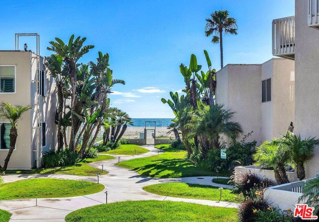7301 Vista Del Mar - Photo 1