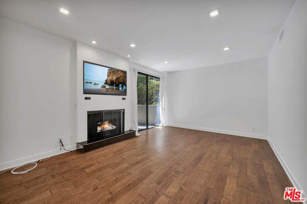 8455 Fountain Avenue - Photo 1