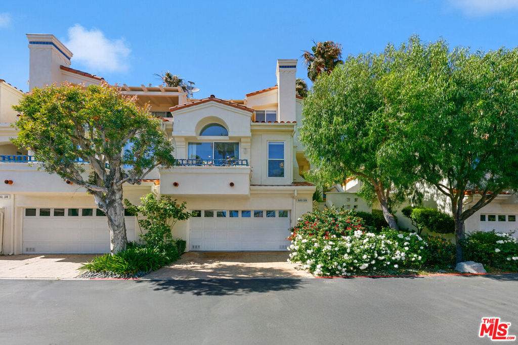 6481 Zuma View Place - Photo 1