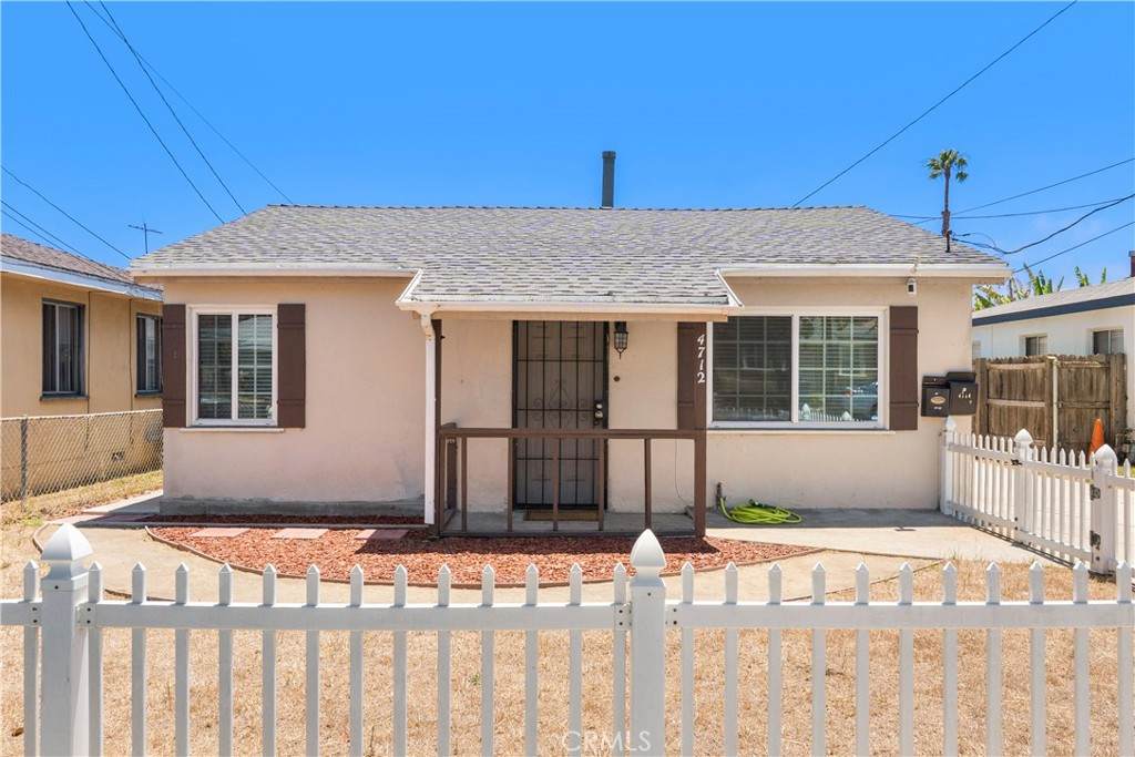 4712 152nd Street - Photo 1