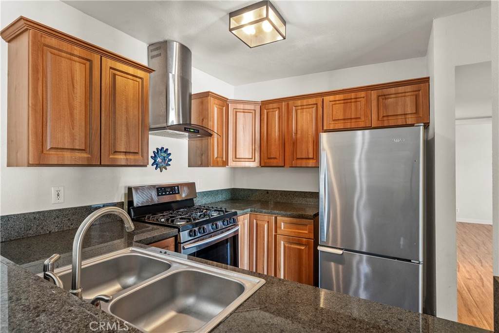 10636 Woodley Avenue - Photo 1