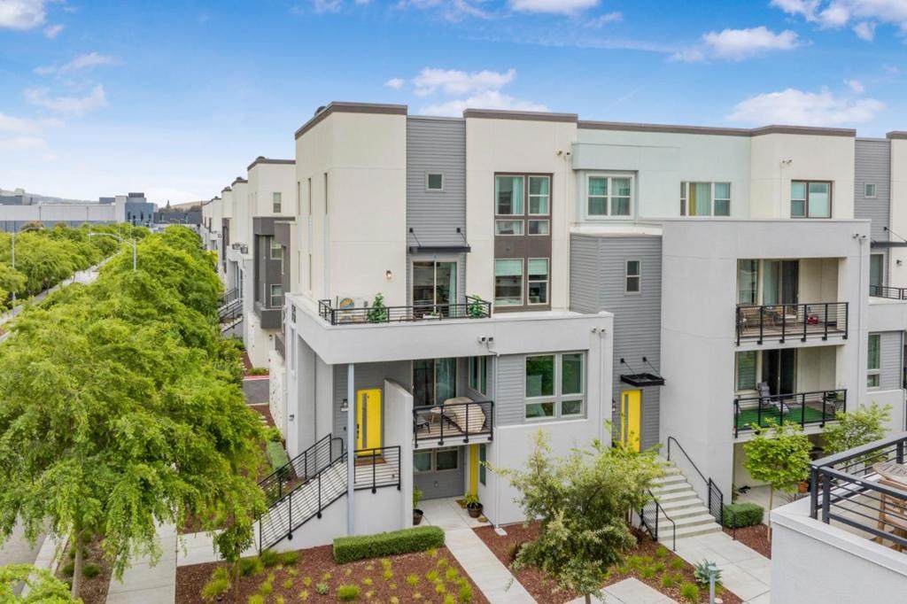 6823 Vector Court - Photo 1