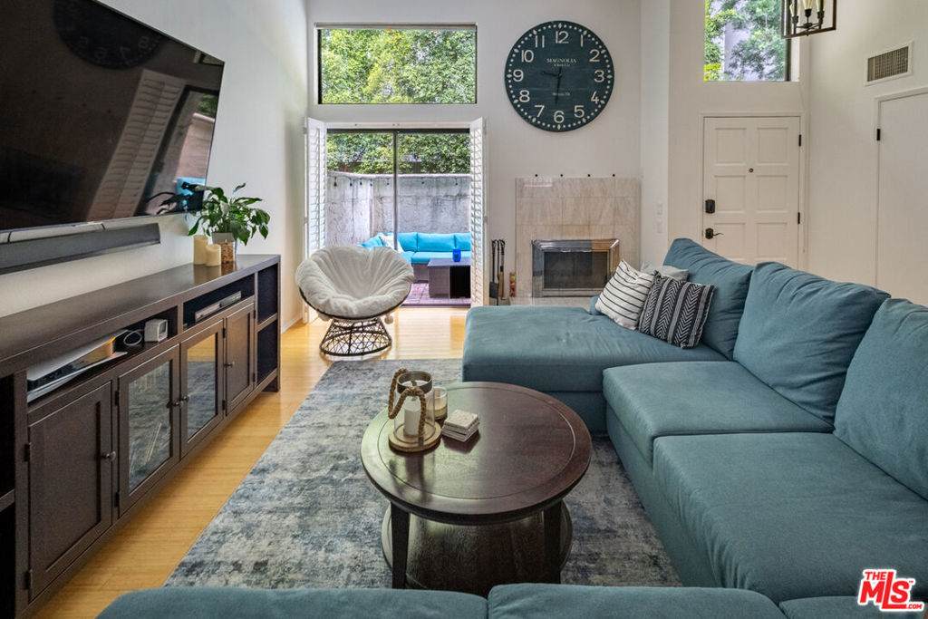 12831 Moorpark Street - Photo 1