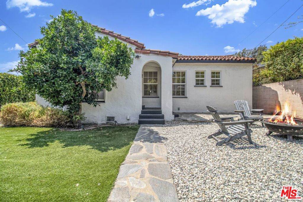 2201 Avon Street - Photo 1