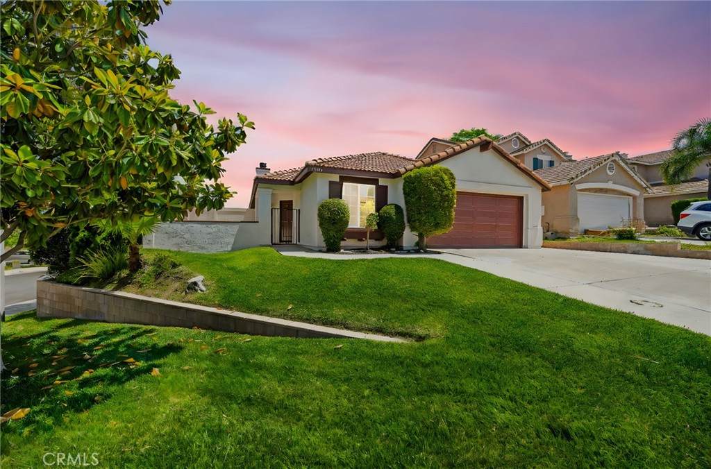 33546 Maplewood Court - Photo 1