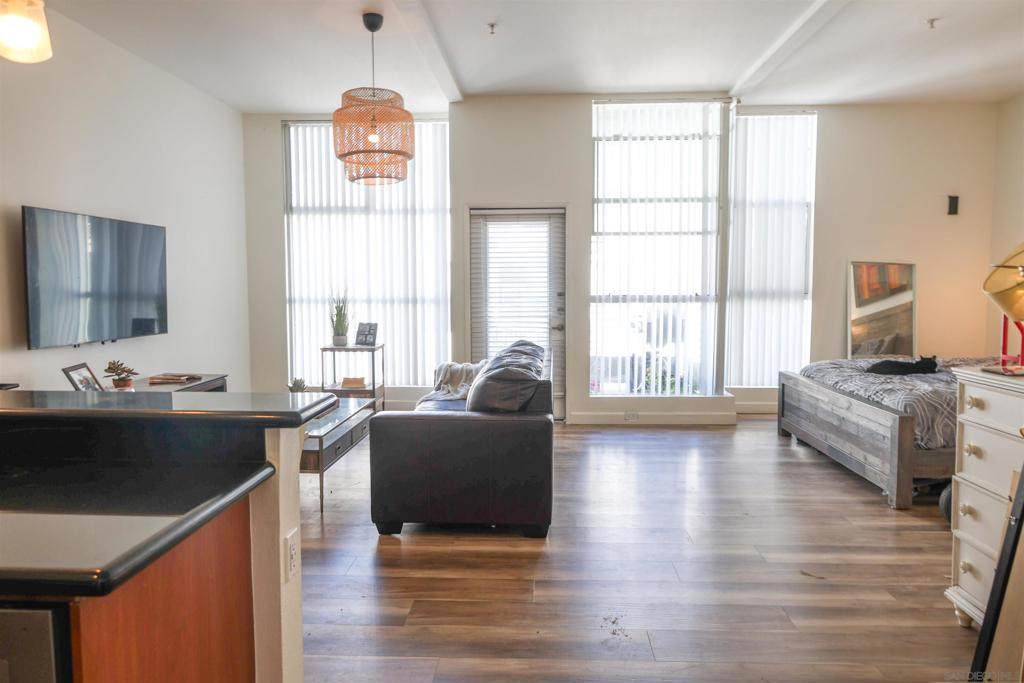 120 Island Ave - Photo 1