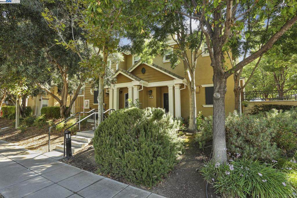 292 Lucita Way - Photo 1