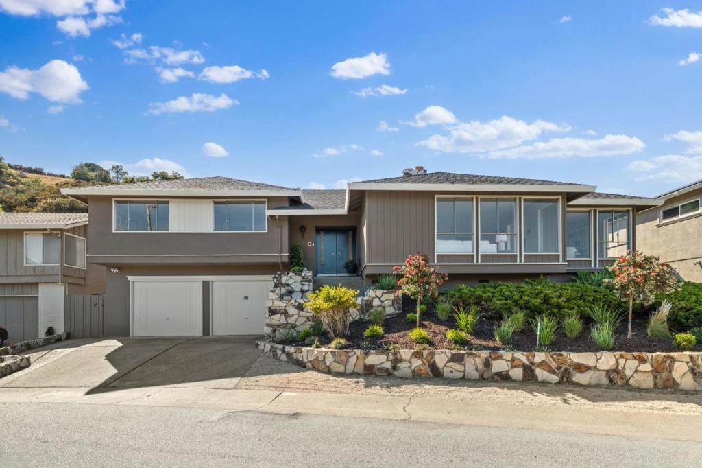 942 Viewridge Drive - Photo 1