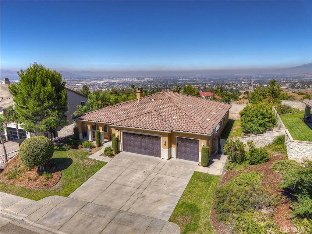 6492 Emmerton Lane - Photo 1