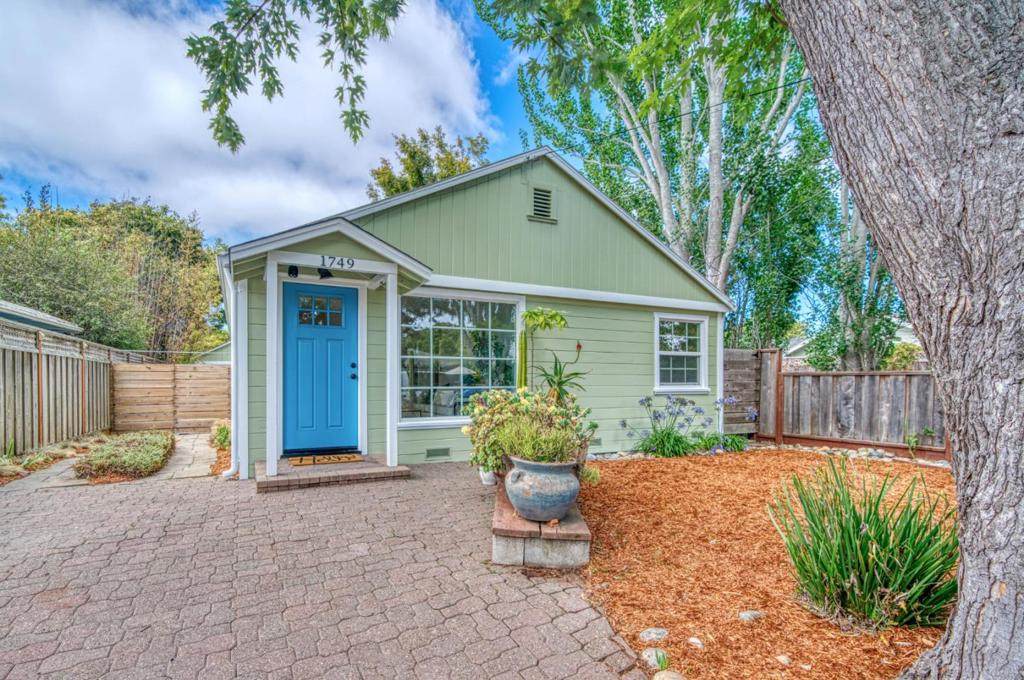 1749 43rd Avenue - Photo 1
