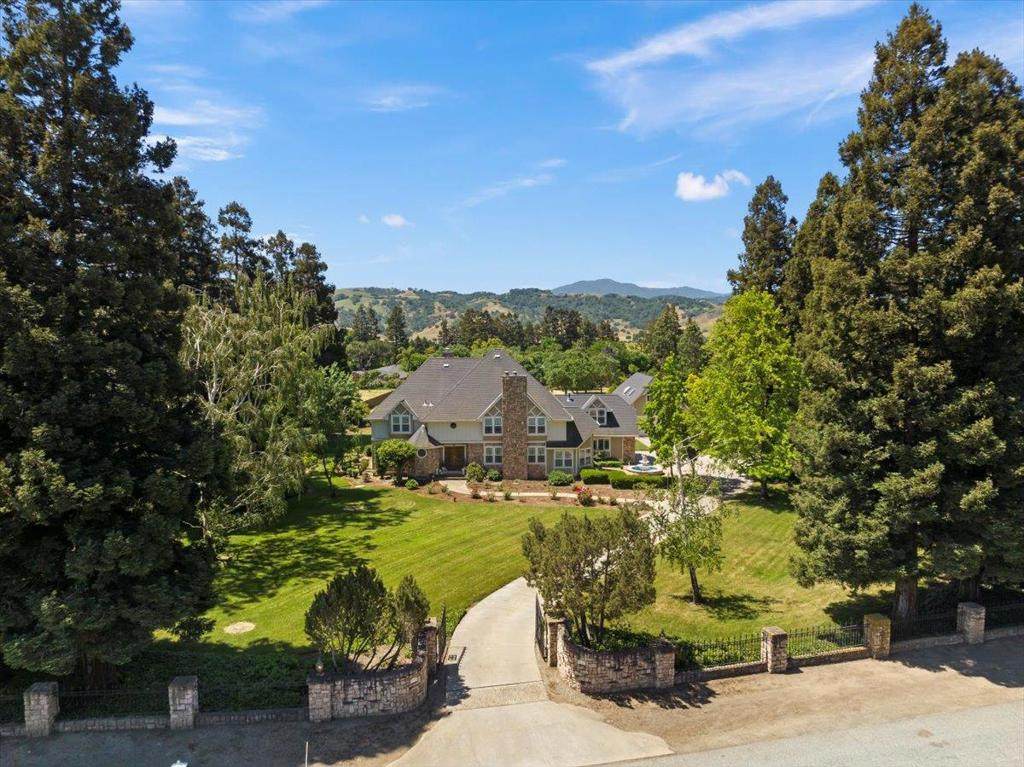9885 Lantz Drive - Photo 1