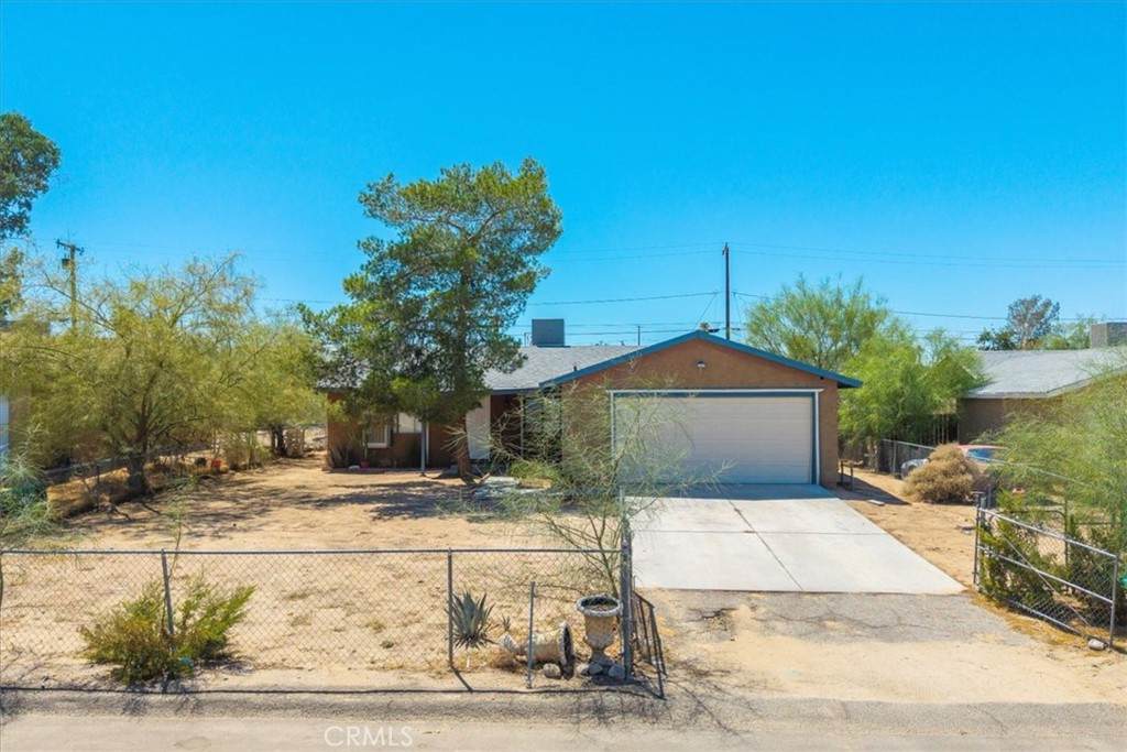 5374 Baileya Avenue - Photo 1