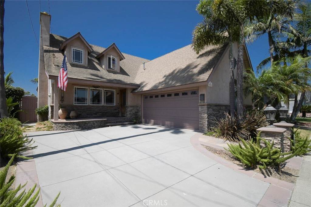 620 Coastline Drive - Photo 1