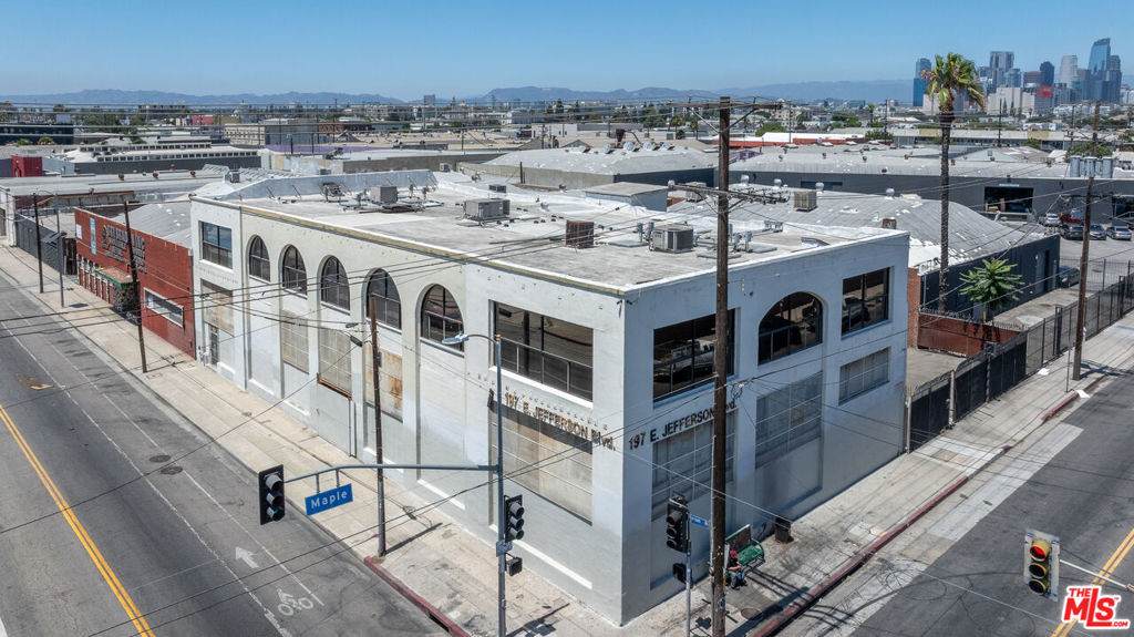 https://bt-photos.global.ssl.fastly.net/socal/orig_boomver_1_374948919-2.jpg