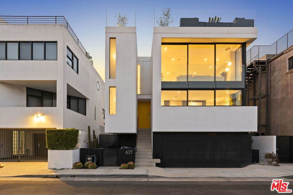 621 Mildred Avenue - Photo 1