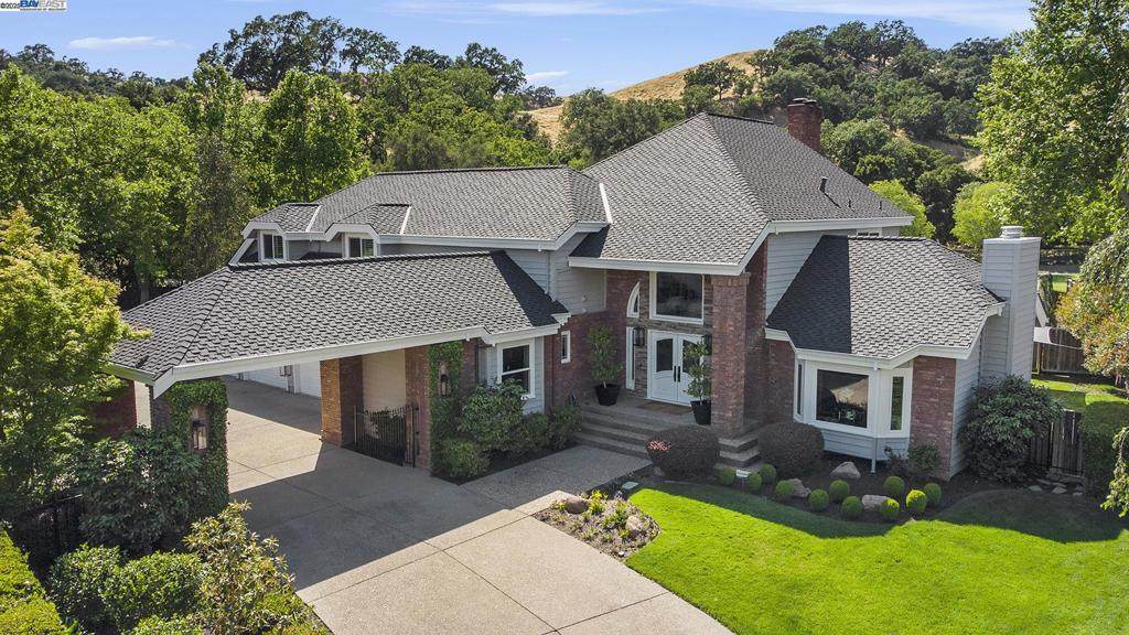 91 Red Cypress Ct - Photo 1
