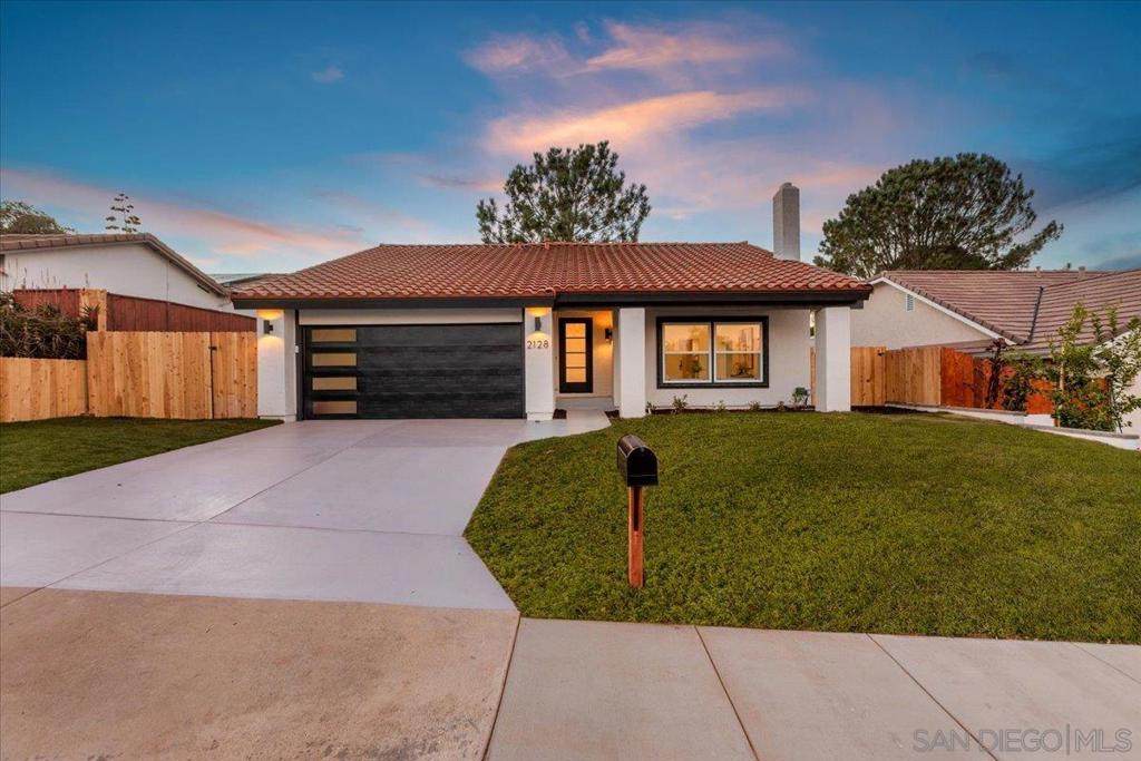 2128 Mountain Vista Dr - Photo 1