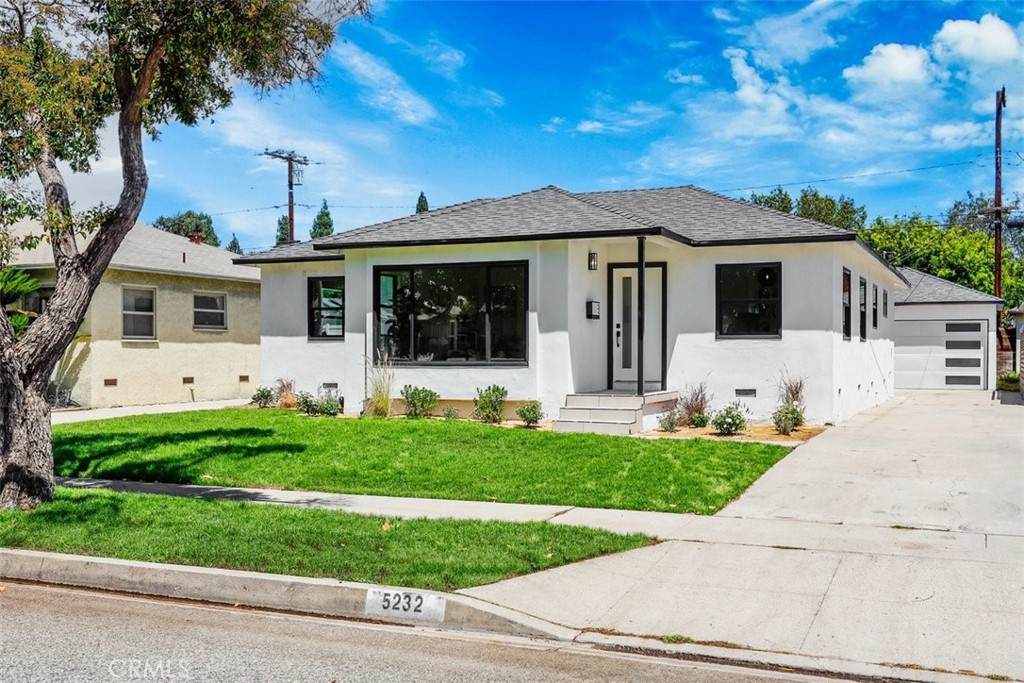 5232 Adenmoor Avenue - Photo 1