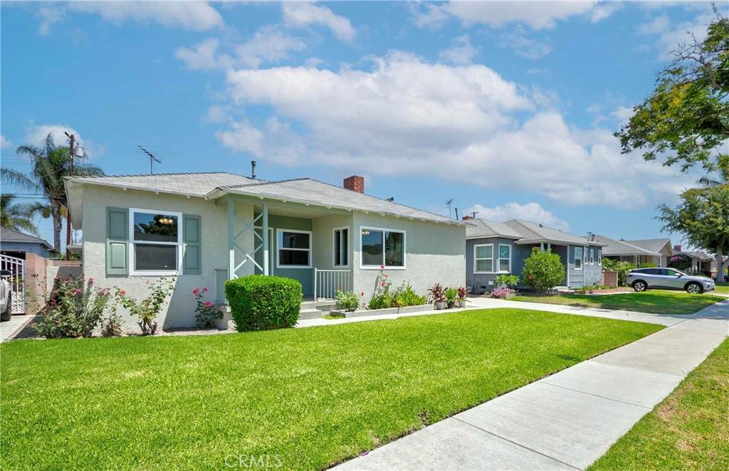 11223 Cecilia Street - Photo 1