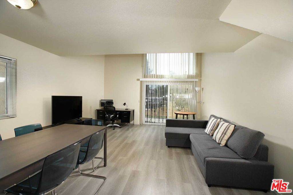 936 Fairway Drive - Photo 1