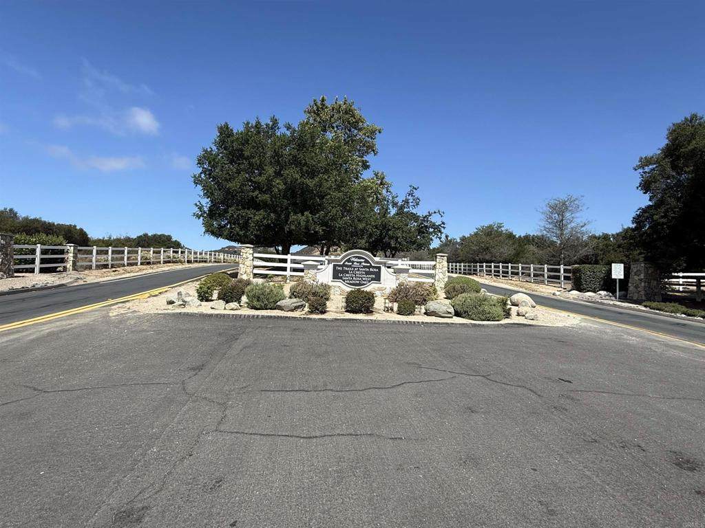 https://bt-photos.global.ssl.fastly.net/socal/orig_boomver_1_374950950-2.jpg