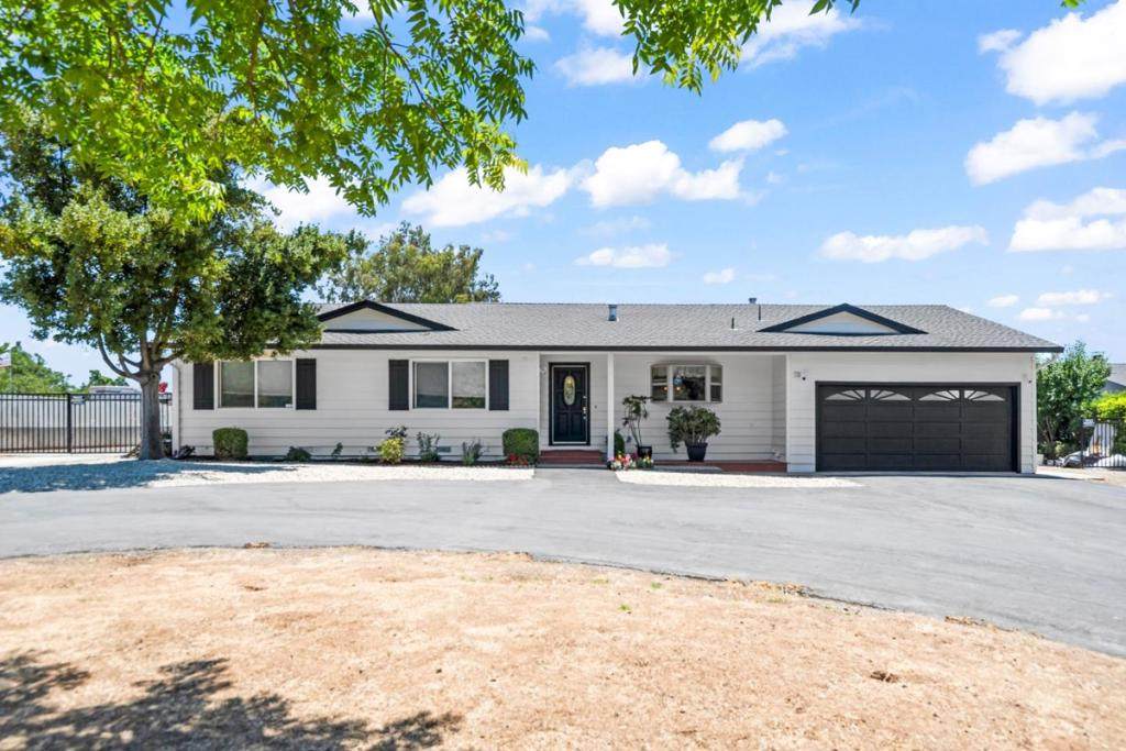 1830 Church Avenue - Photo 1