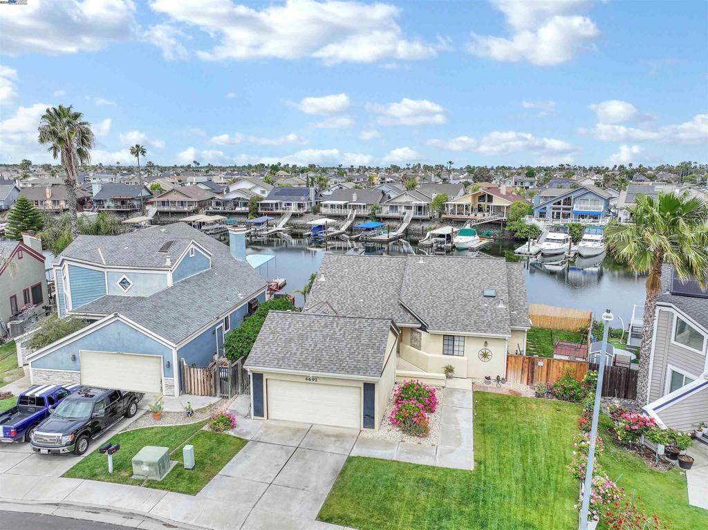 4691 Spinnaker Way - Photo 1