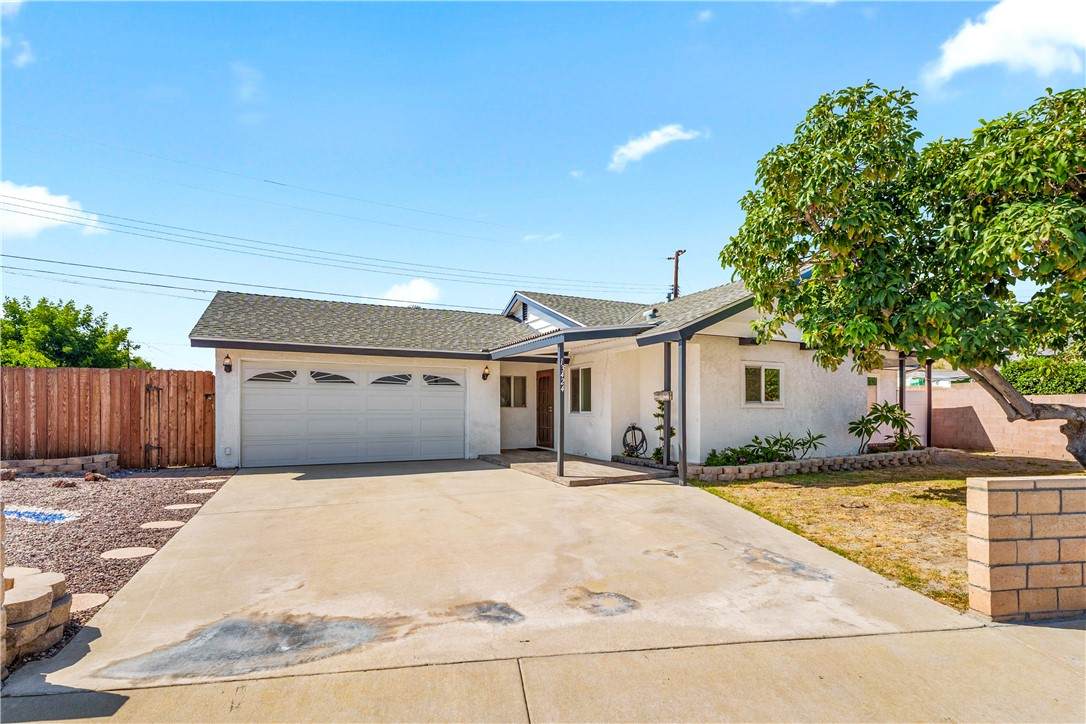 13424 Rockway Drive - Photo 1