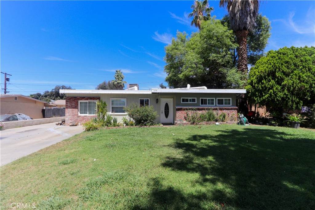 3179 Jane Street - Photo 1