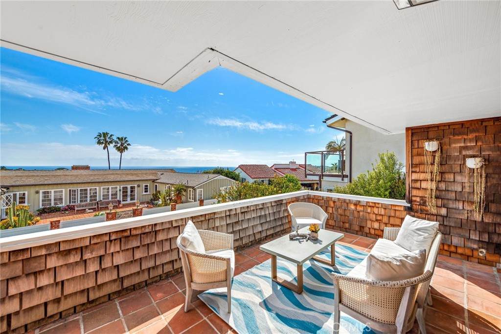 312 Emerald Bay - Photo 1