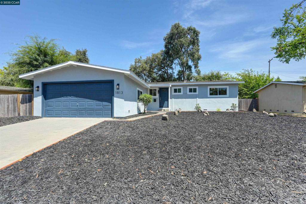 1813 Woodacre Way - Photo 1