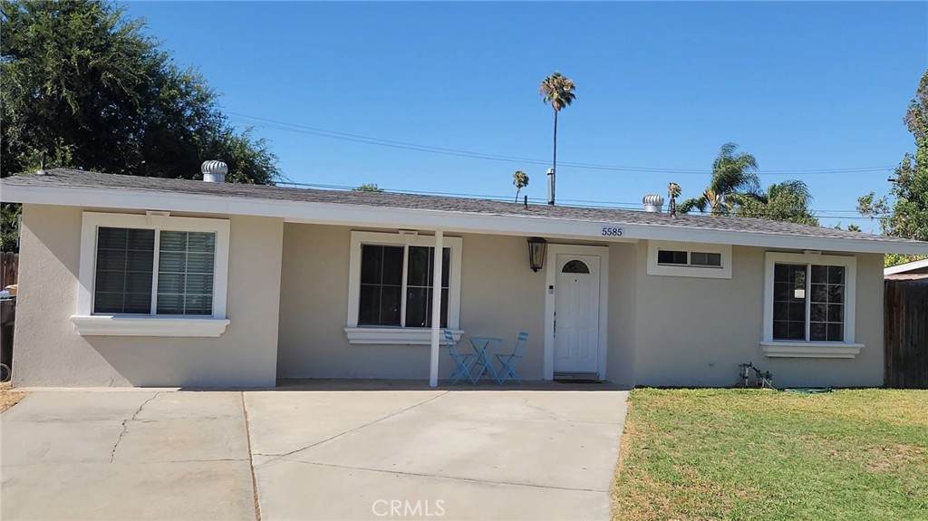 5585 Norman Way - Photo 1