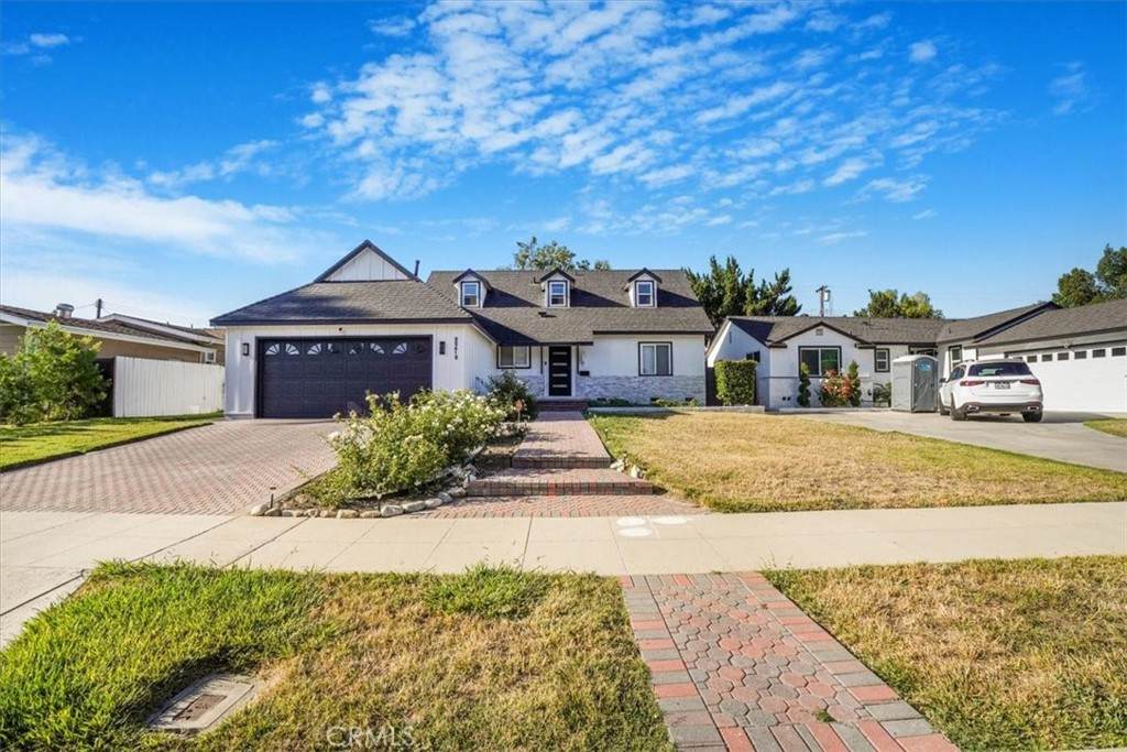 22612 Kittridge Street - Photo 1