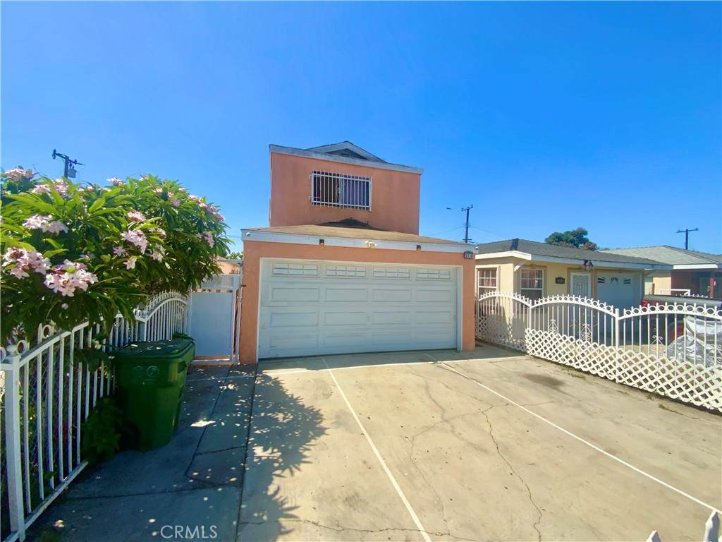918 Cedar Street - Photo 1