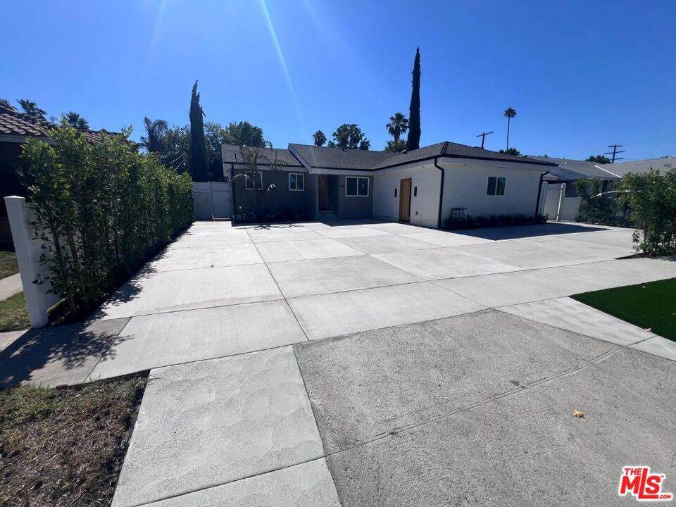 7669 Beeman Avenue - Photo 1
