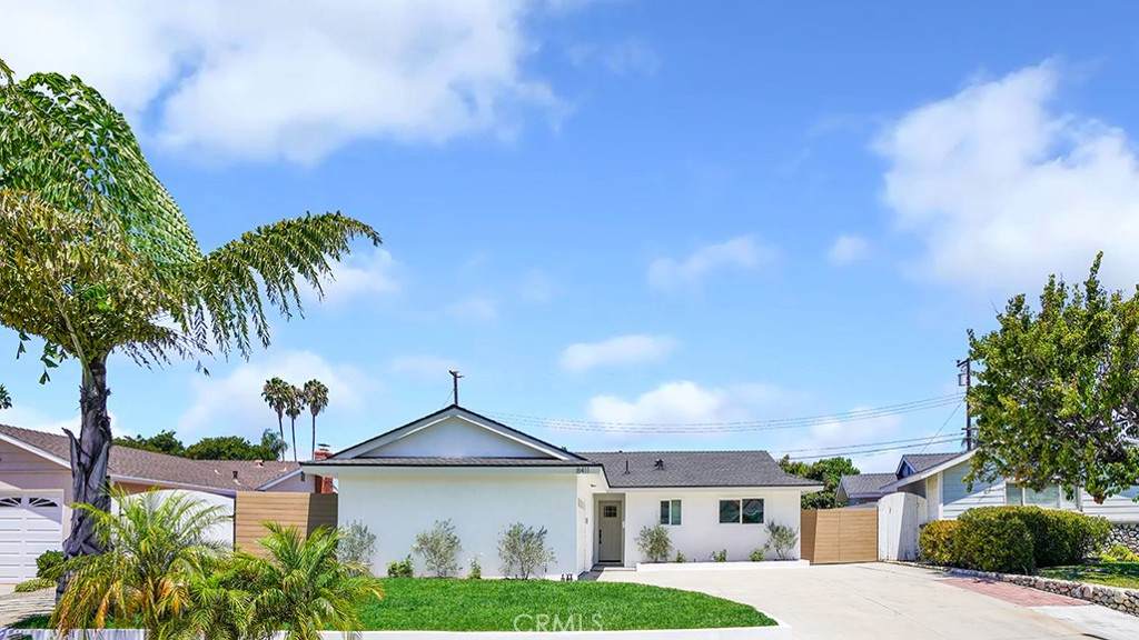 8411 Santana Circle - Photo 1