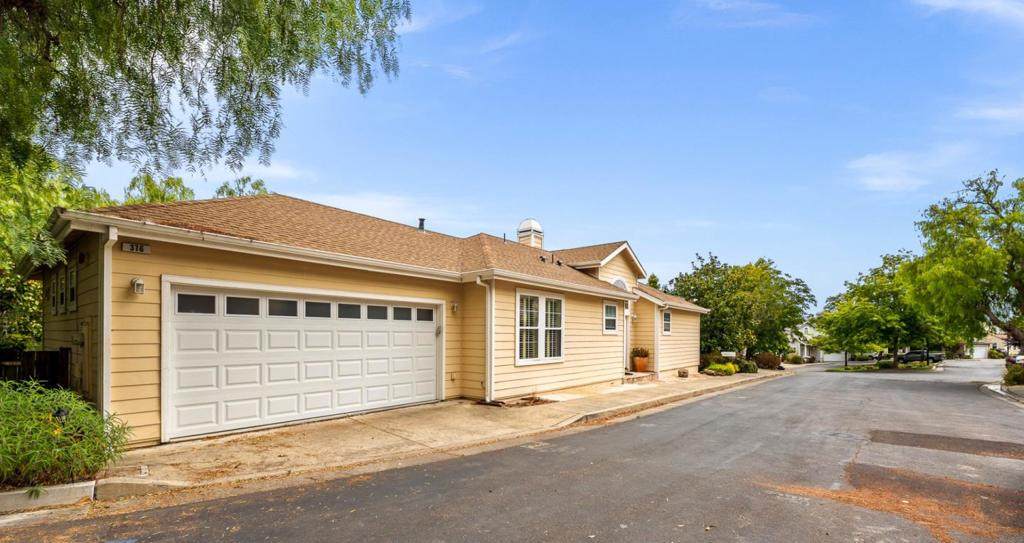 376 Sterling Way - Photo 1