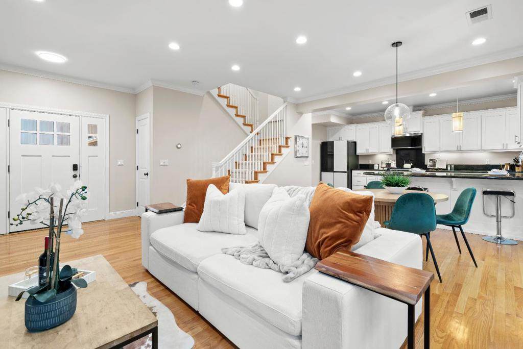 137 Kennedy Avenue - Photo 1