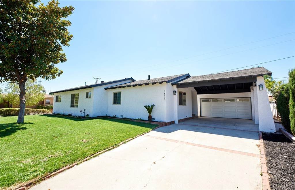 1429 Heathdale Avenue - Photo 1