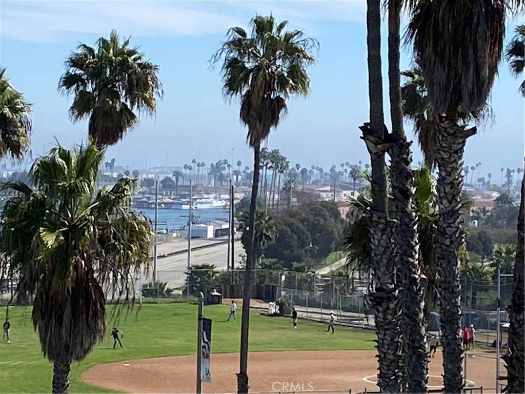 https://bt-photos.global.ssl.fastly.net/socal/orig_boomver_1_374961403-2.jpg