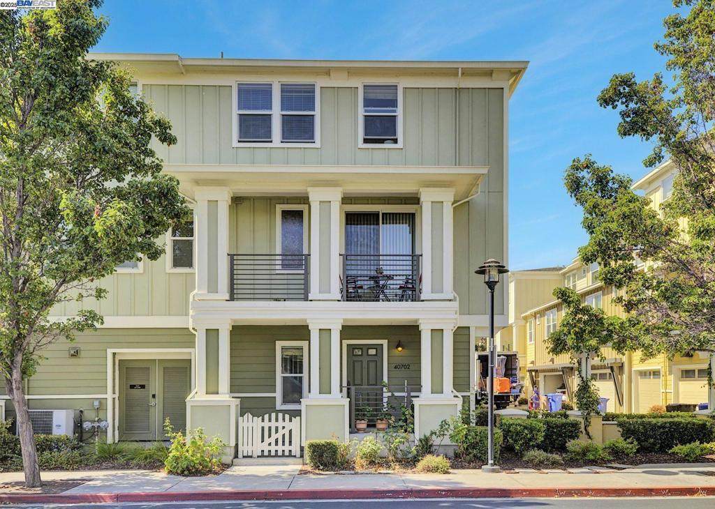 40702 Greystone Ter - Photo 1