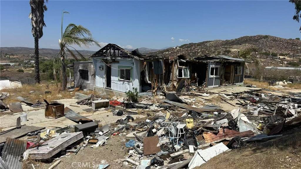 https://bt-photos.global.ssl.fastly.net/socal/orig_boomver_1_375003298-2.jpg