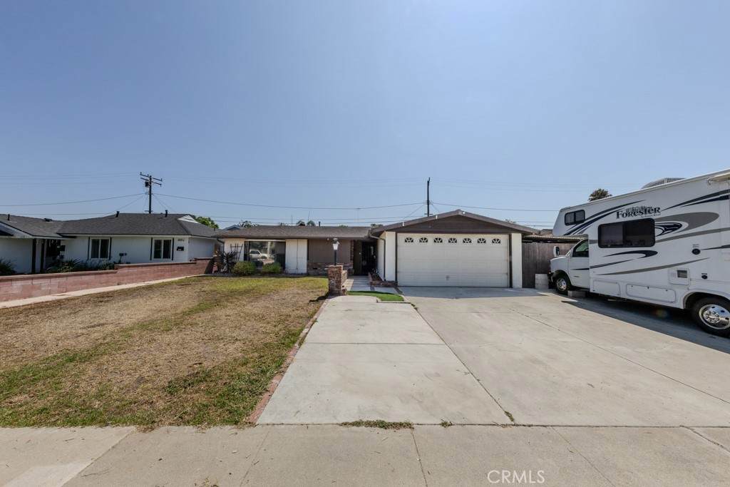 616 Boxwood Street - Photo 1