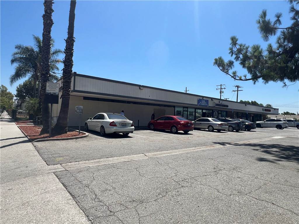 13414 Ramona Boulevard - Photo 1