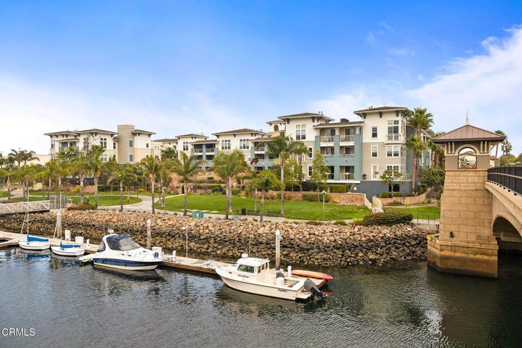 1423 Windshore Way - Photo 1