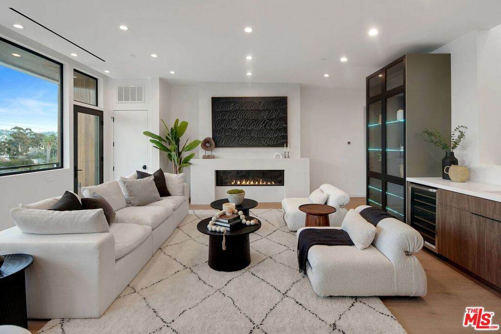 2354 Riverside Drive - Photo 1