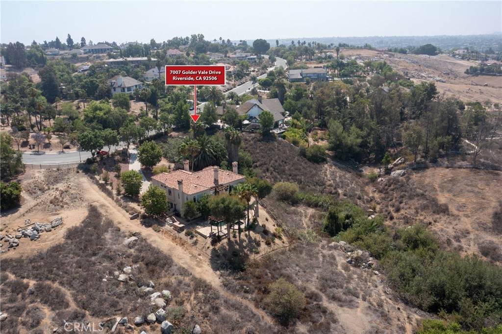 https://bt-photos.global.ssl.fastly.net/socal/orig_boomver_1_375049706-2.jpg
