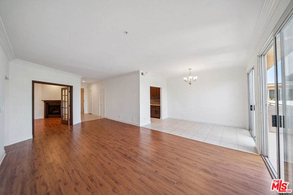 1508 Greenfield Avenue - Photo 1