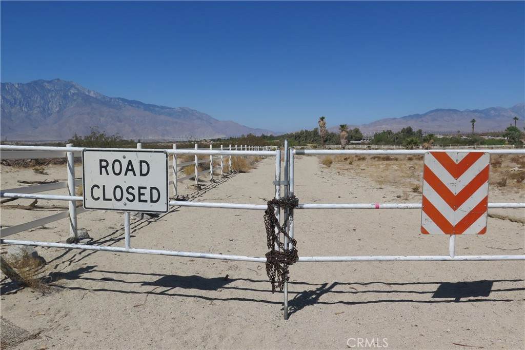 https://bt-photos.global.ssl.fastly.net/socal/orig_boomver_1_375062175-2.jpg