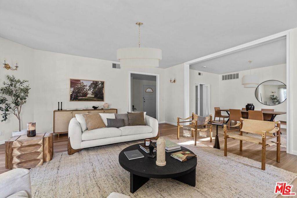 1524 Franklin Street - Photo 1